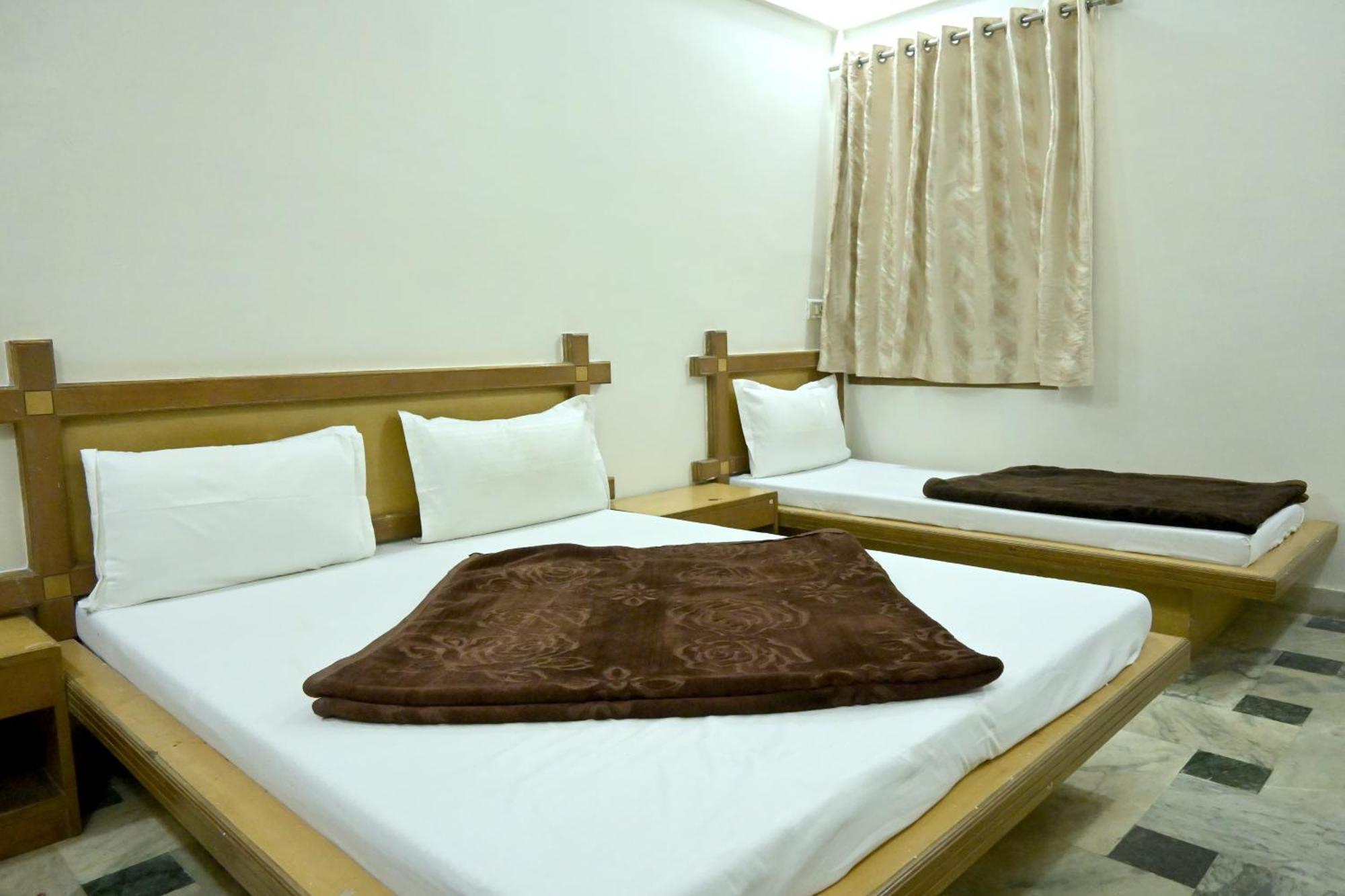 Hotel Roshan Palace Ambaji Exterior photo